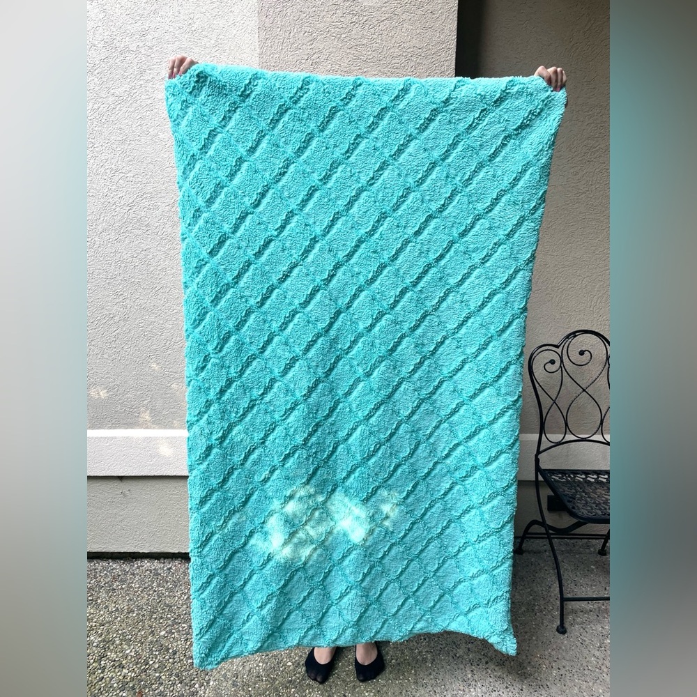 Aqua soft thick Textured Throw Blanket